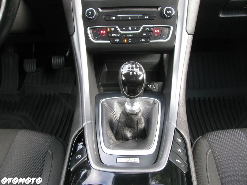 Ford Mondeo 2.0 TDCi Start-Stopp Titanium - 22