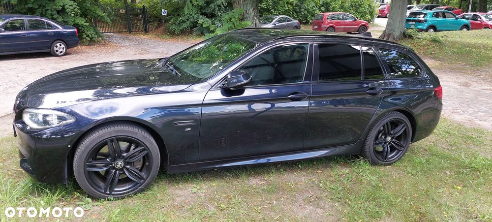 BMW Seria 5 530d xDrive - 26