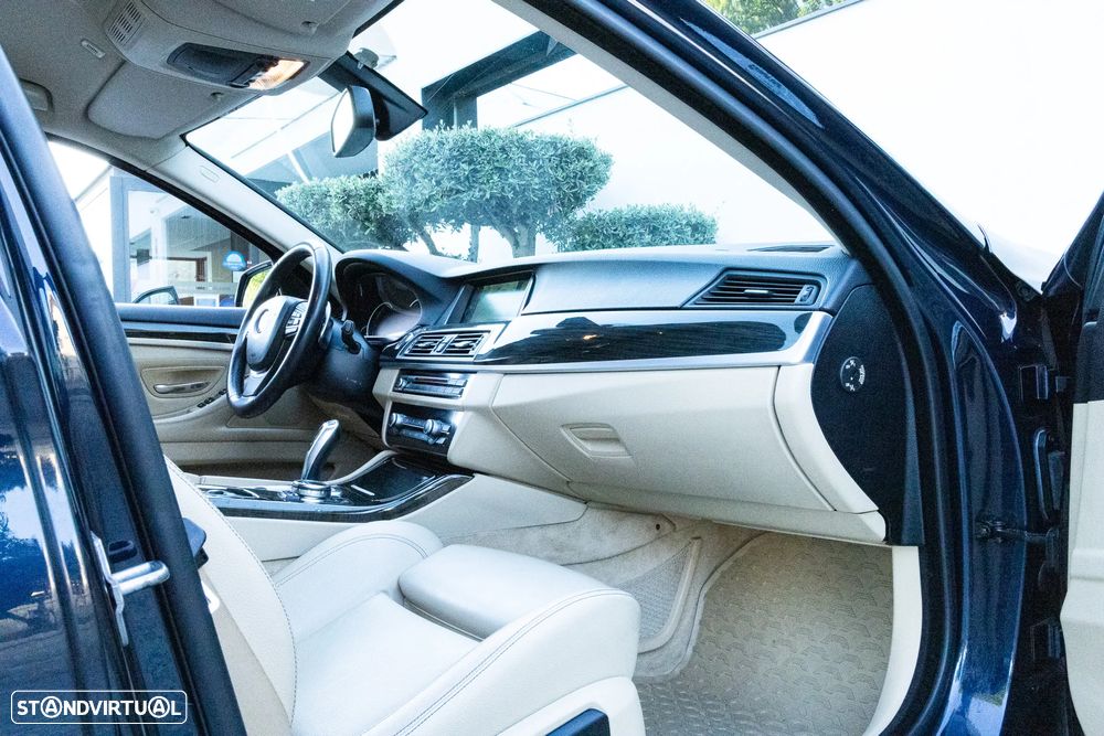 BMW 520 d Line Luxury Auto - 25