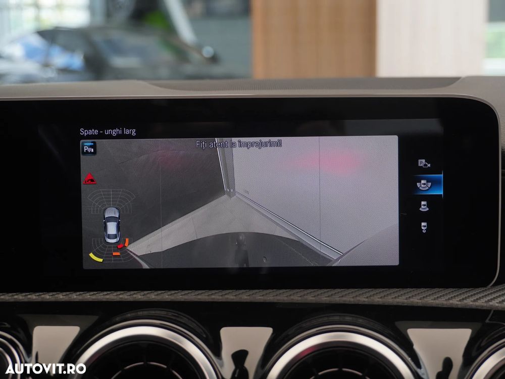 Mercedes-Benz CLA 180 d 7G-DCT - 36