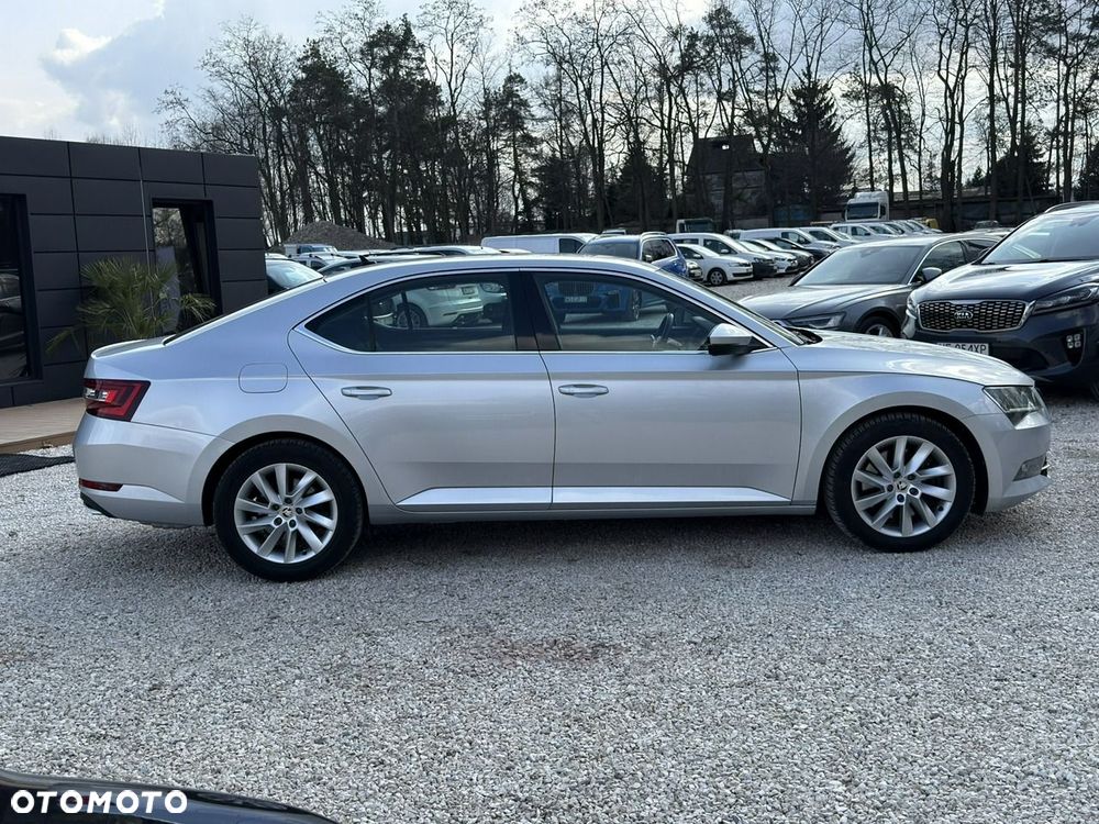 Skoda Superb 2.0 TSI 4x4 Ambition DSG - 2