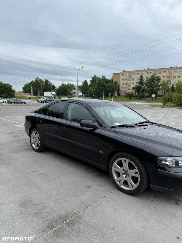 Volvo S60 ver-2-4d5-rubin - 2