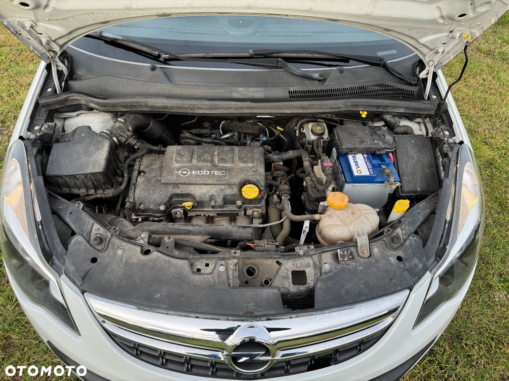 Opel Corsa 1.4 16V Satellite - 4