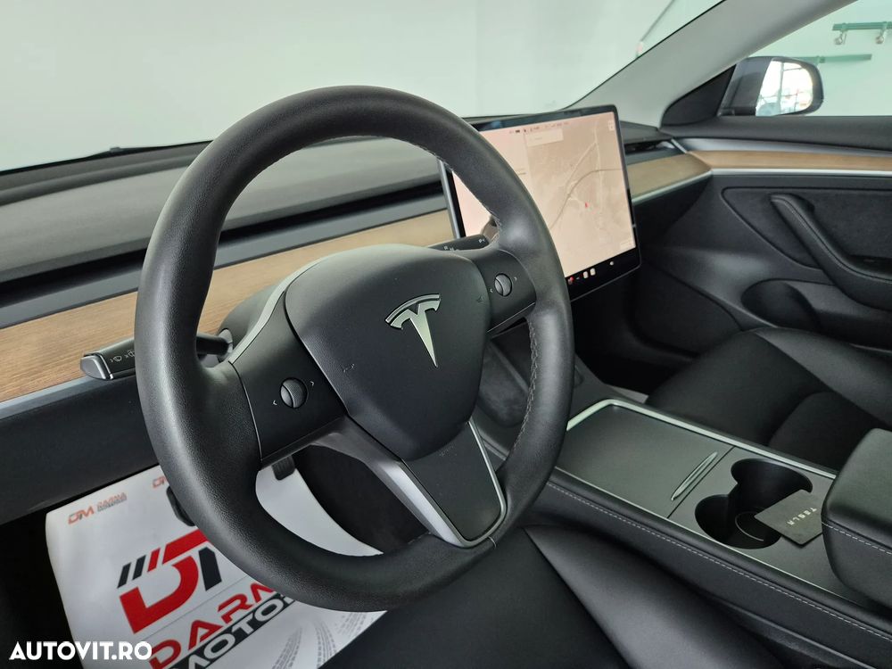 Tesla Model 3 Standard Reichweite Plus Hinterradantrieb - 10