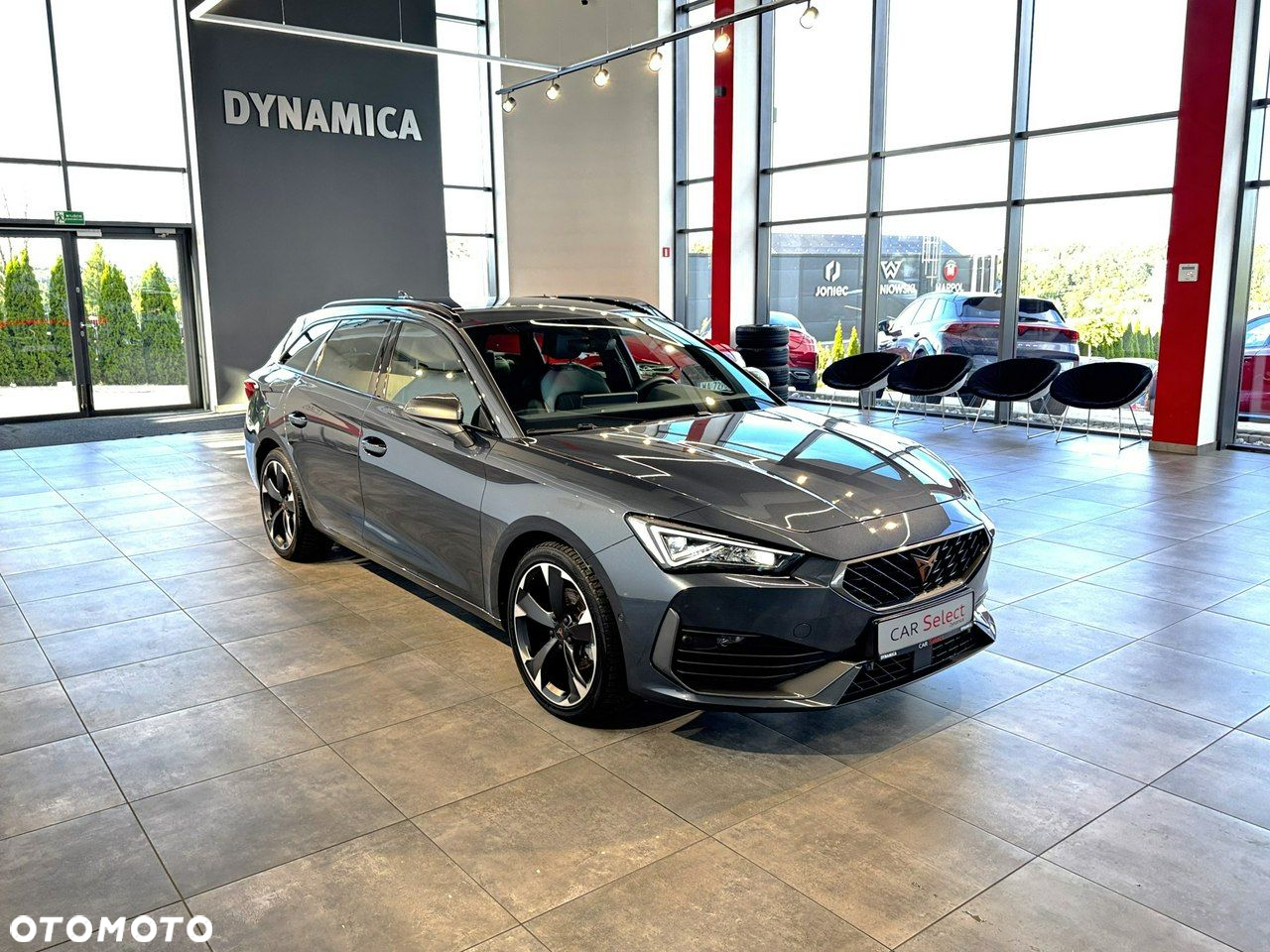 Cupra Leon Sportstourer - 2