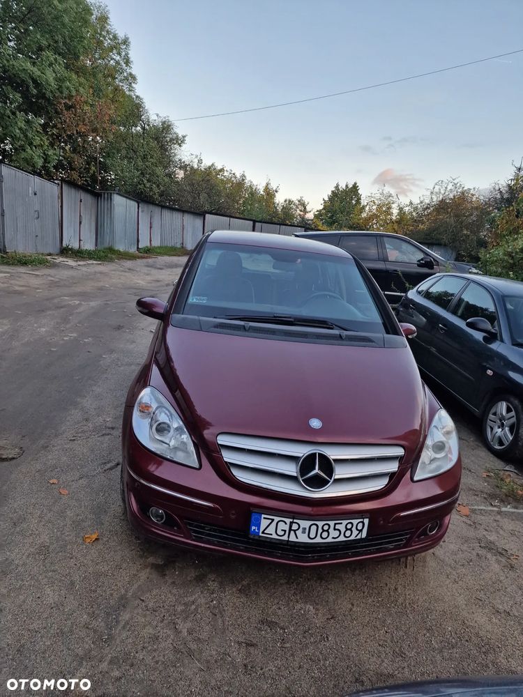Mercedes-Benz Klasa B 200 CDI - 2