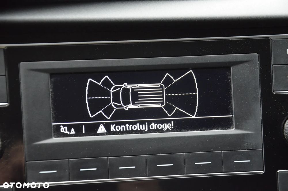 Volkswagen Transporter T6.1 - 24