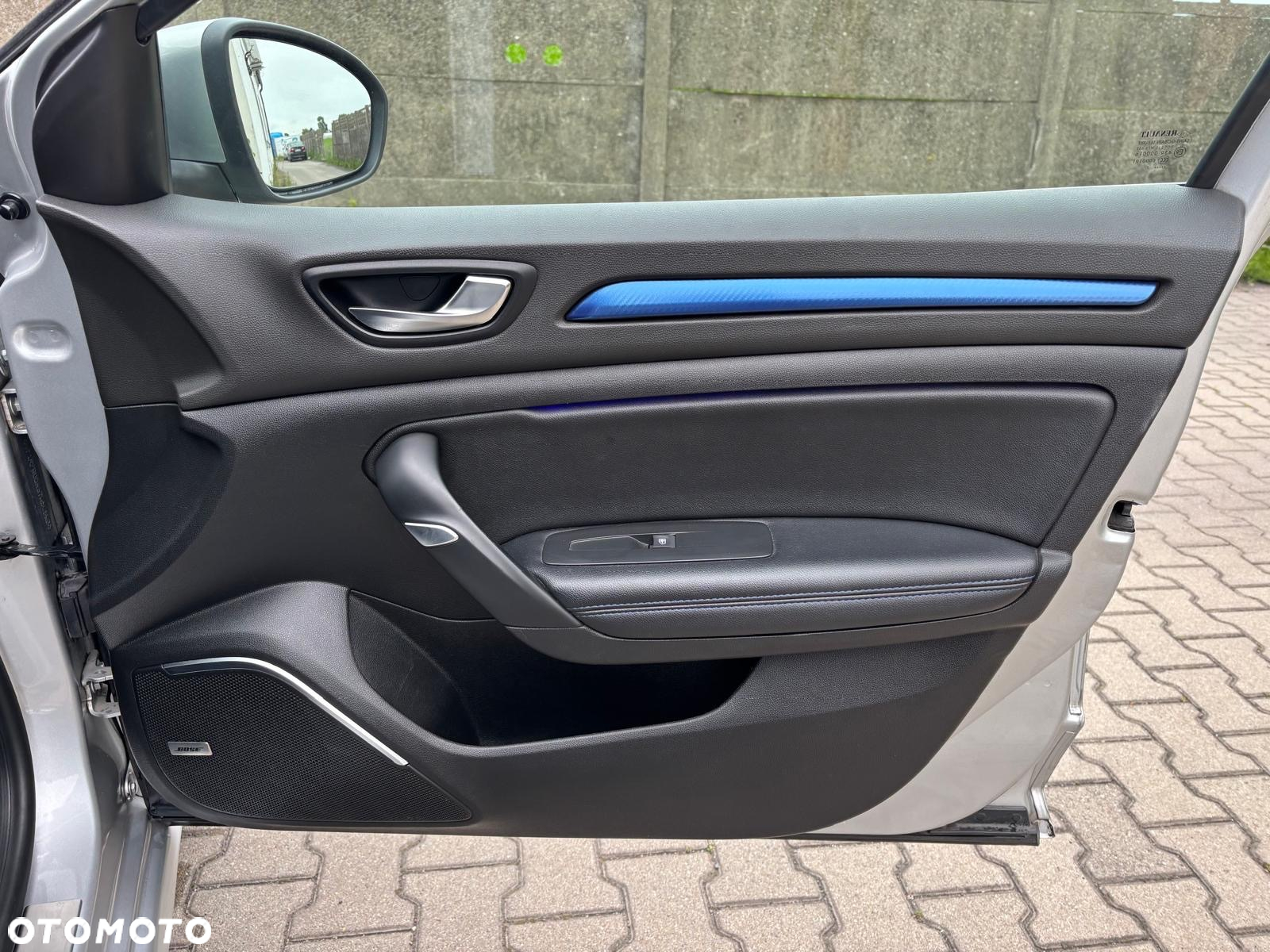 Renault Megane 1.6 TCe GT EDC - 24