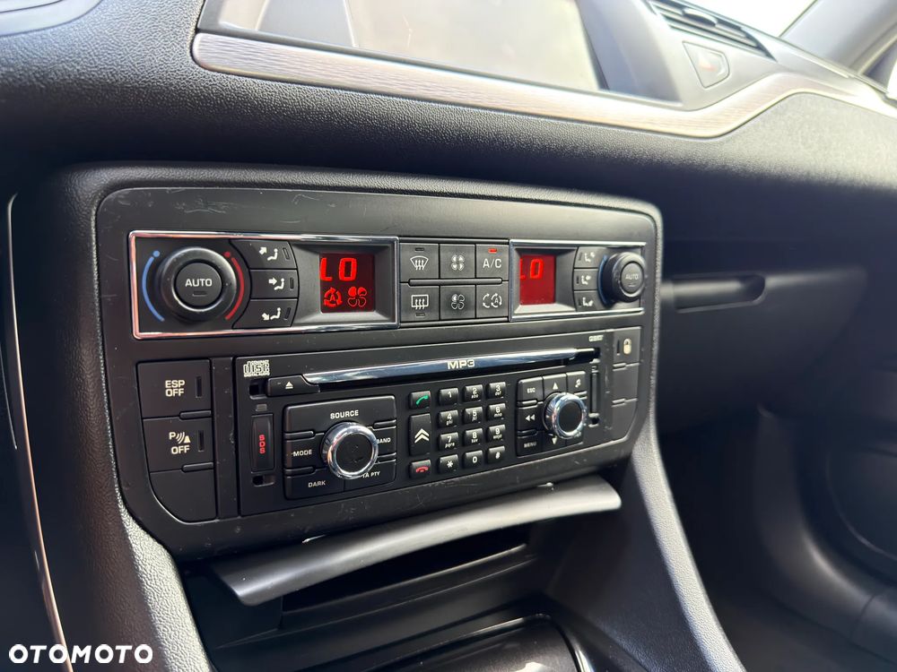 Citroën C5 2.0i 16V Exclusive Equilibre Navi - 34
