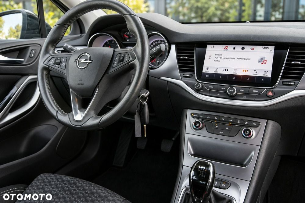 Opel Astra - 14