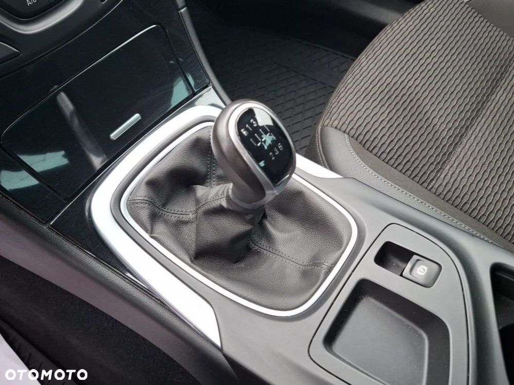 Opel Insignia 1.6 T Cosmo S&S - 14