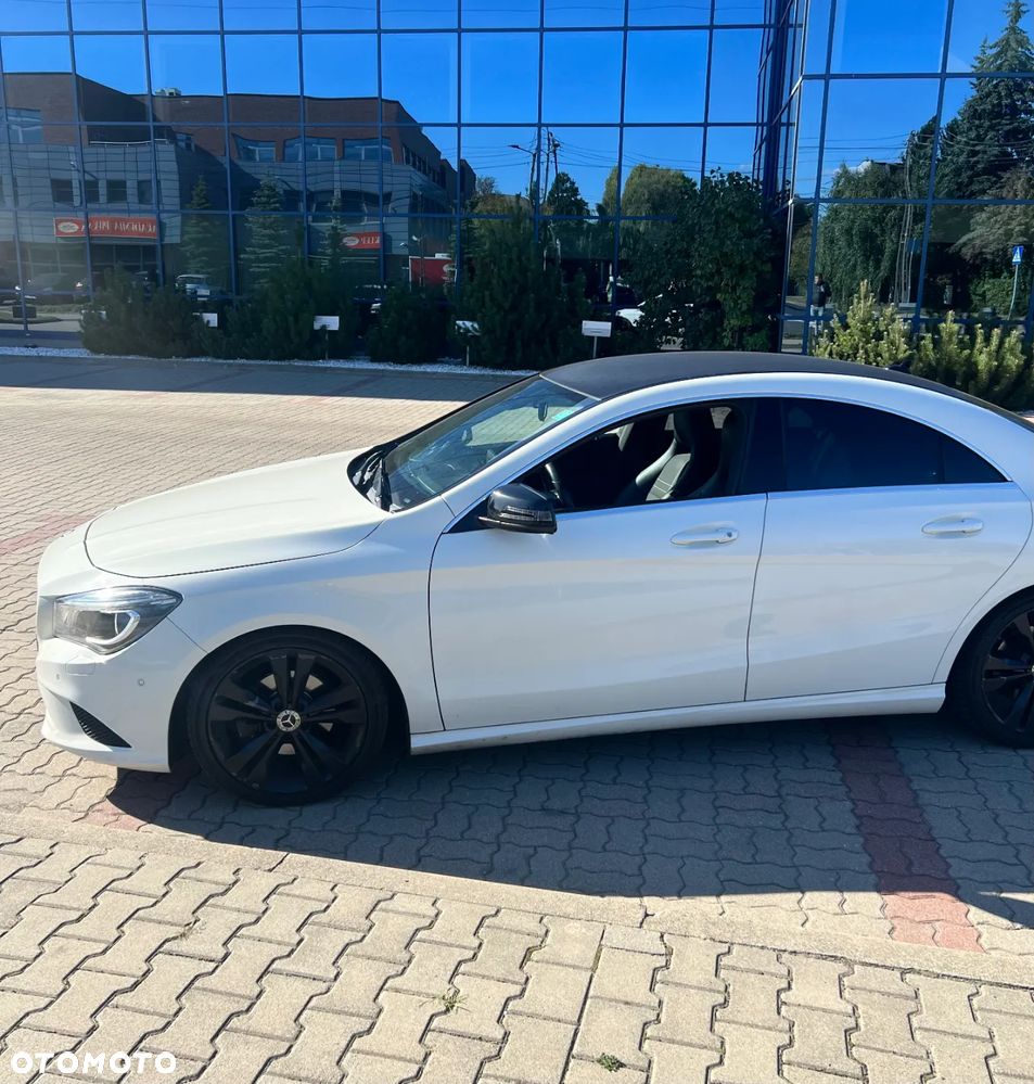 Mercedes-Benz CLA 200 7G-DCT - 5