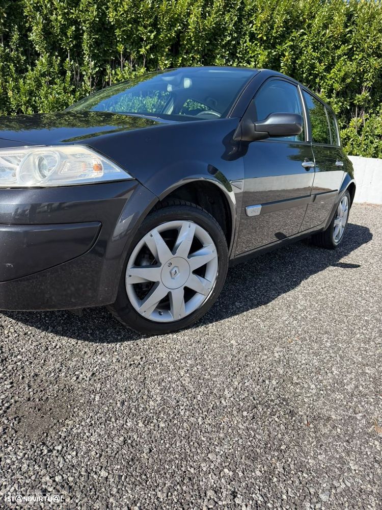 Renault Mégane 1.5 dCi Confort - 24
