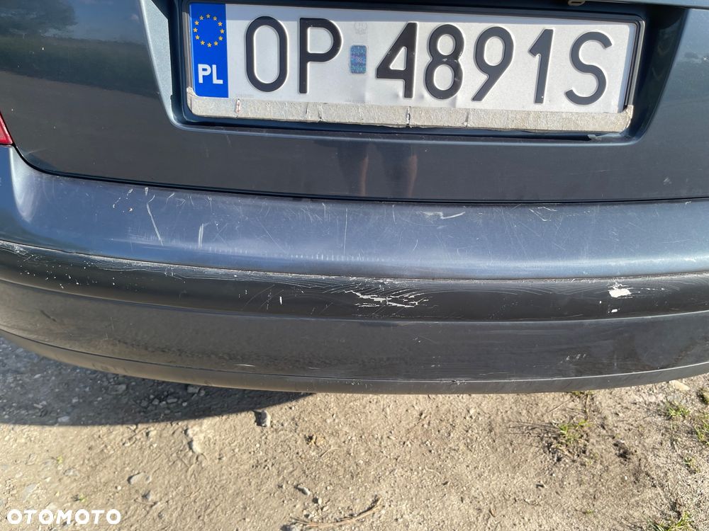 Volkswagen Passat 1.9 TDI Basis - 13