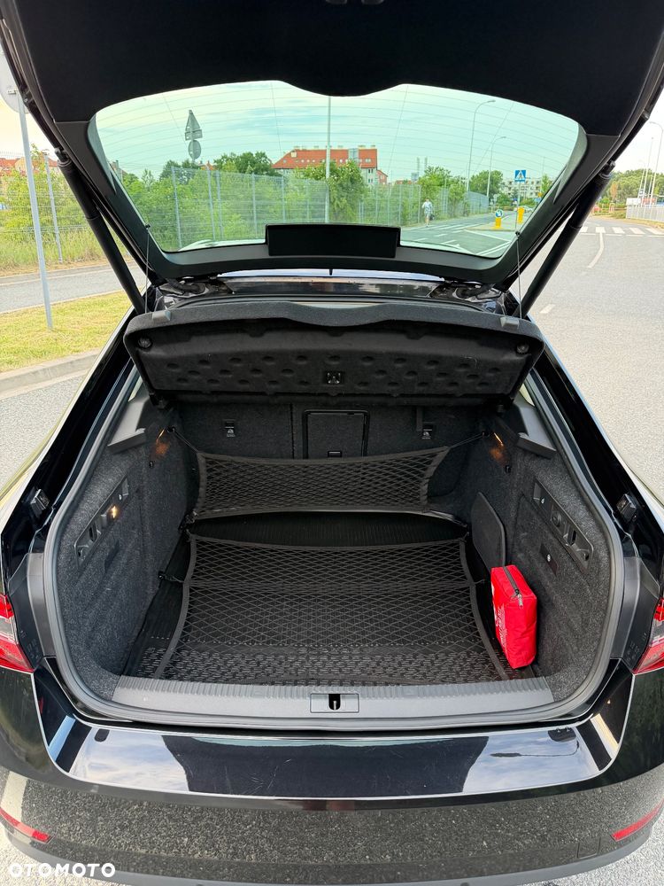 Skoda Superb 1.5 TSI L&K DSG - 9
