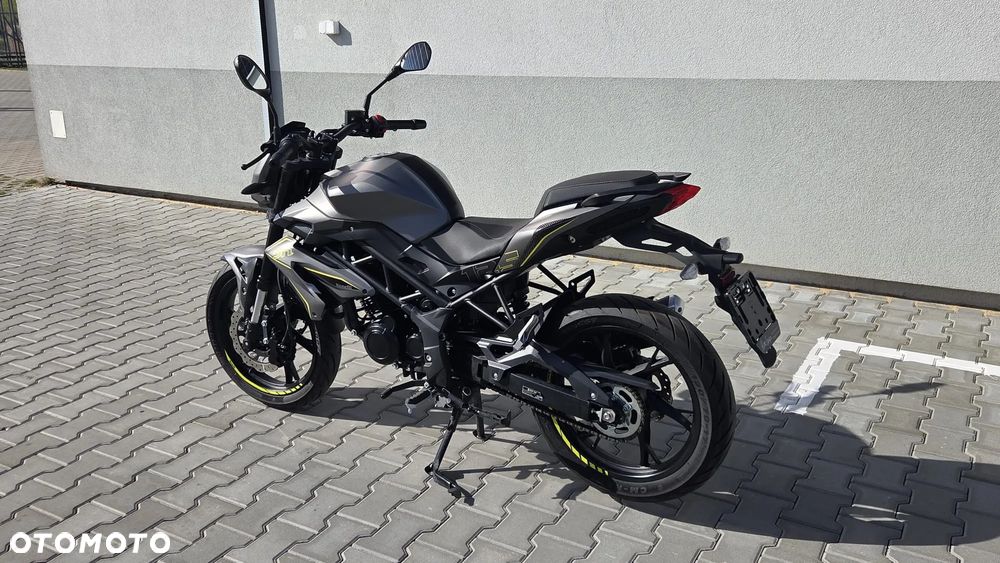 Benelli BN 125 - 5
