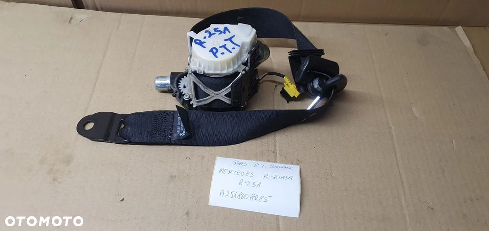Pas bezpieczeństwa tył tylny prawy Mercedes R-Klasa W251 A2518608285 - 1