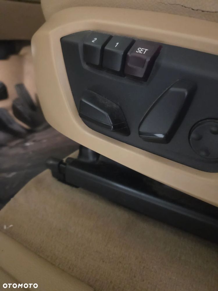 BMW X4 xDrive28i xLine - 12