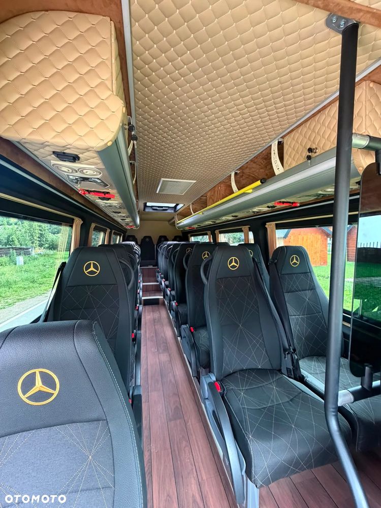 Mercedes-Benz Sprinter 519 - 4