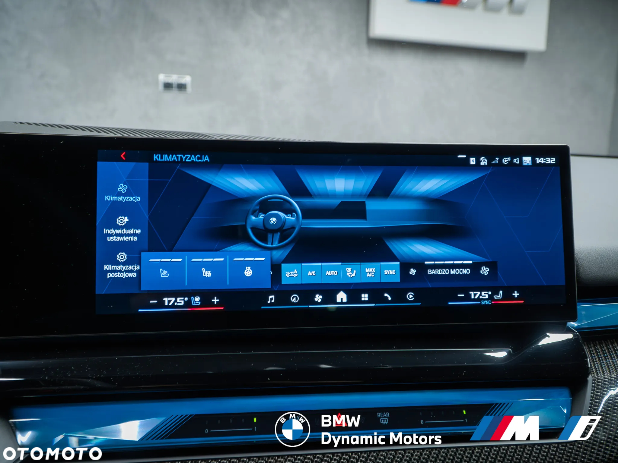 BMW M5 xDrive Touring - 38