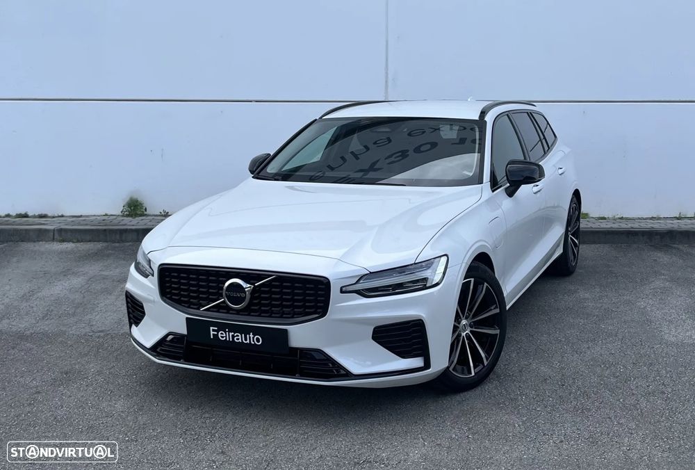 Volvo V60 2.0 T6 AWD TE Plus Dark - 1