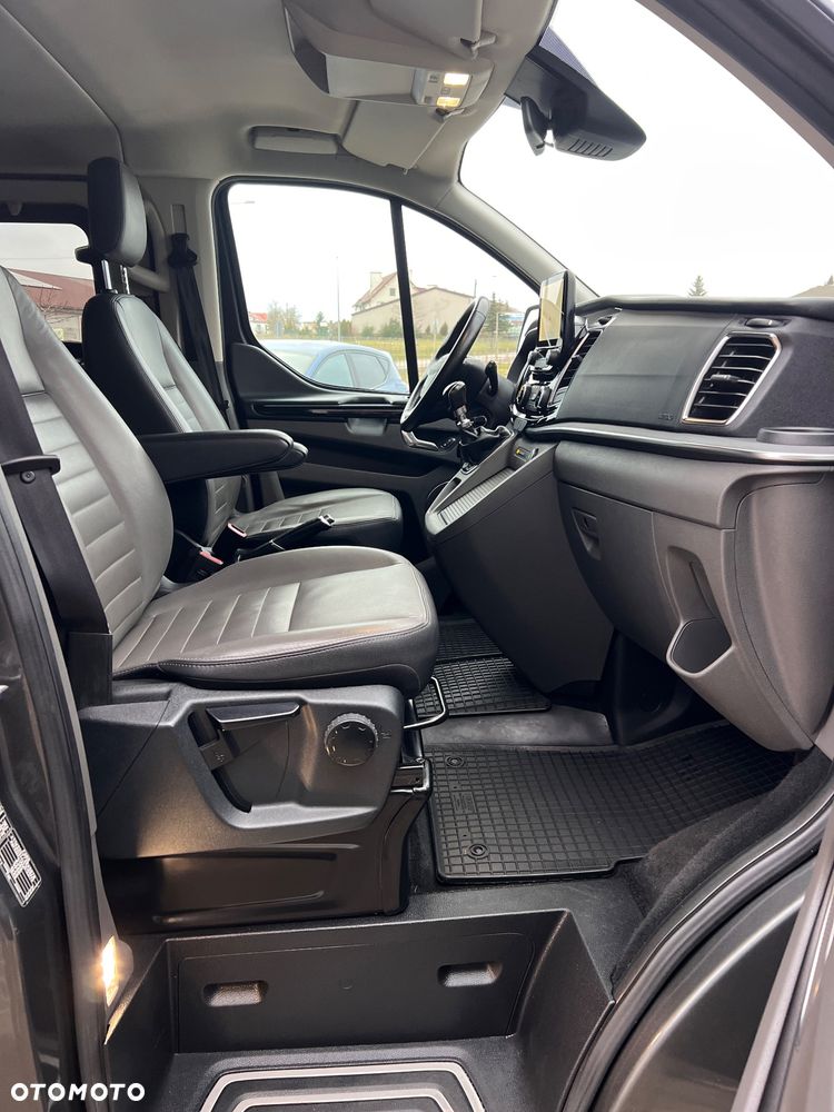 Ford Tourneo Custom 2.0 EcoBlue L2 Titanium - 14
