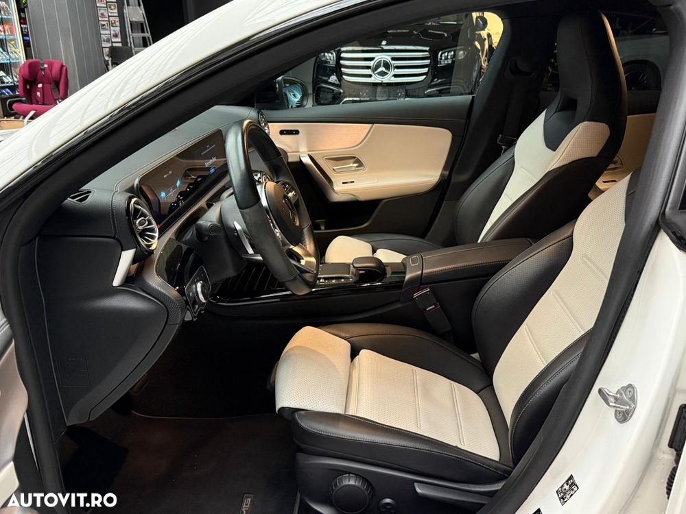 Mercedes-Benz CLA 220 4Matic 7G-DCT AMG Line - 17