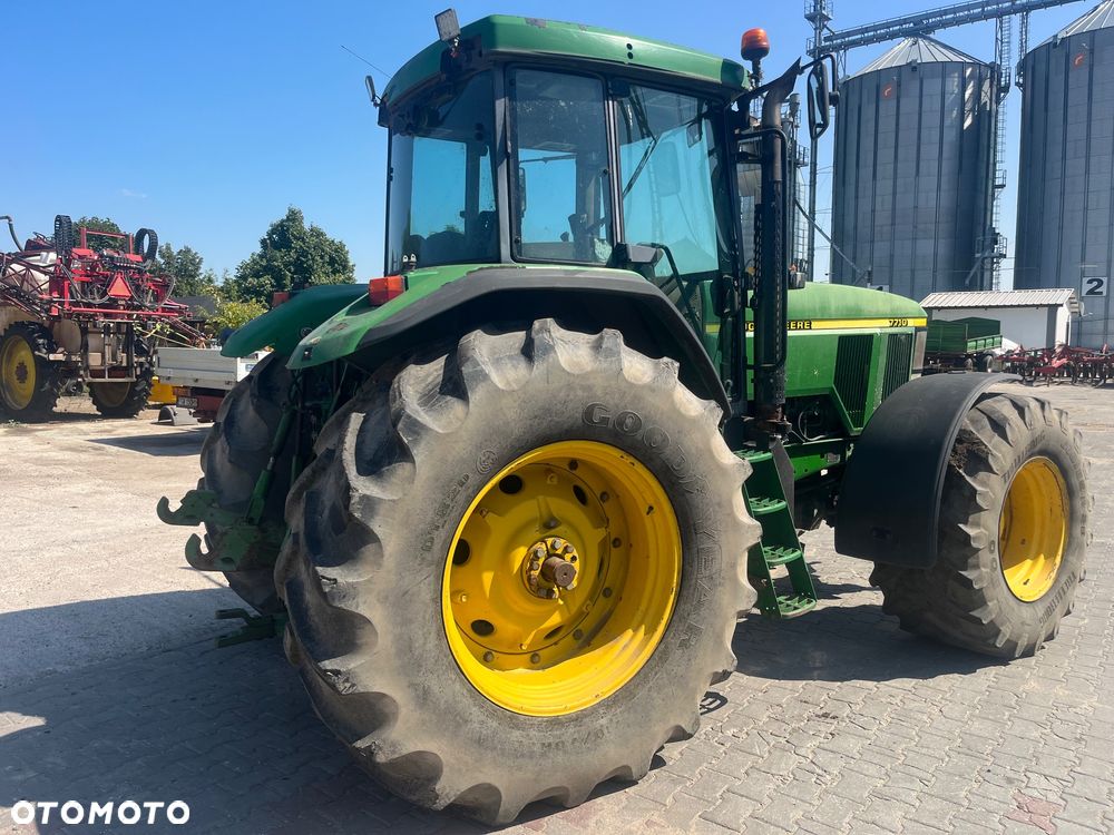 John Deere 7710 - 5