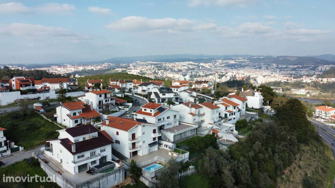 Moradia T6+3 c/ Piscina e Garagem - Coimbra - Grande imagem: 4/36