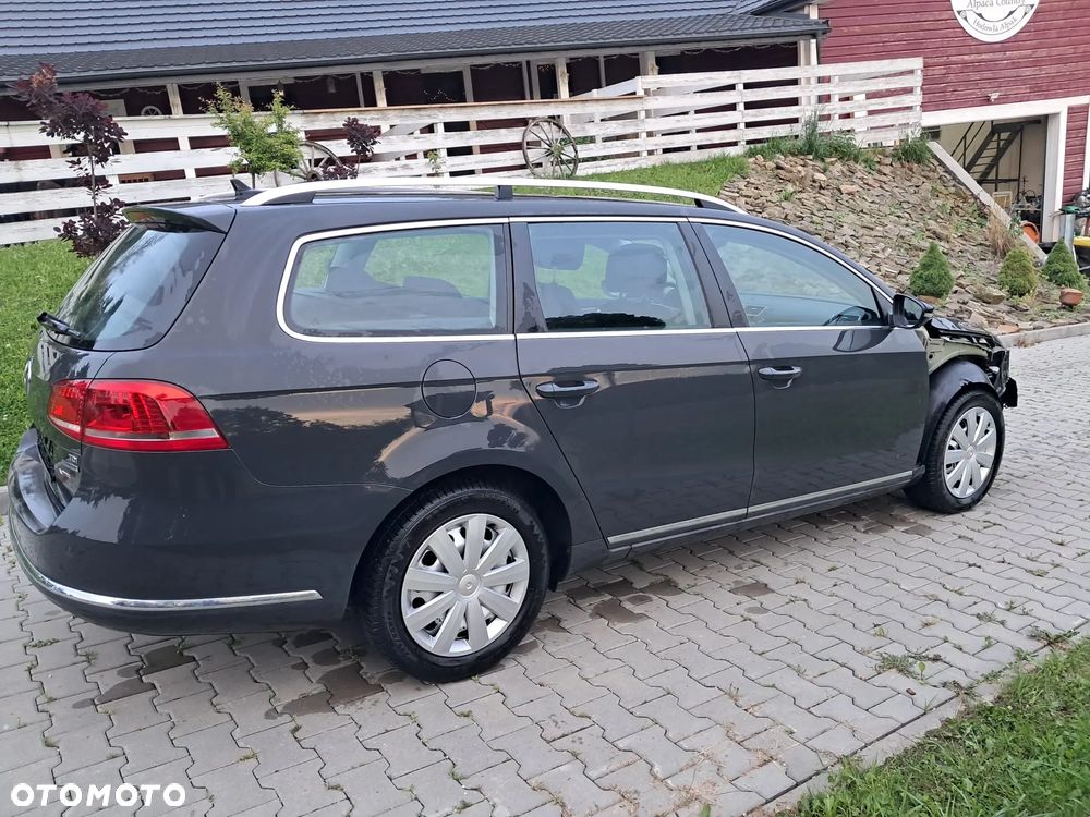 Volkswagen Passat - 5
