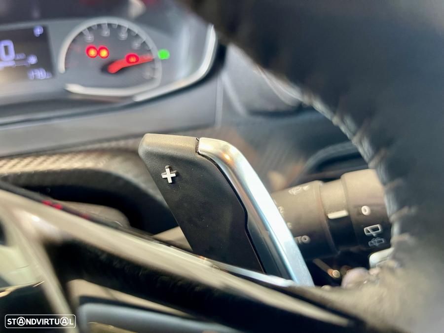 Peugeot 2008 1.2 PureTech Active Pack EAT8 - 14