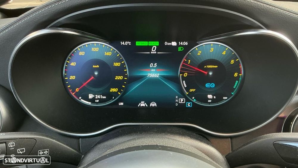 Mercedes-Benz C 300 de AMG Line - 4