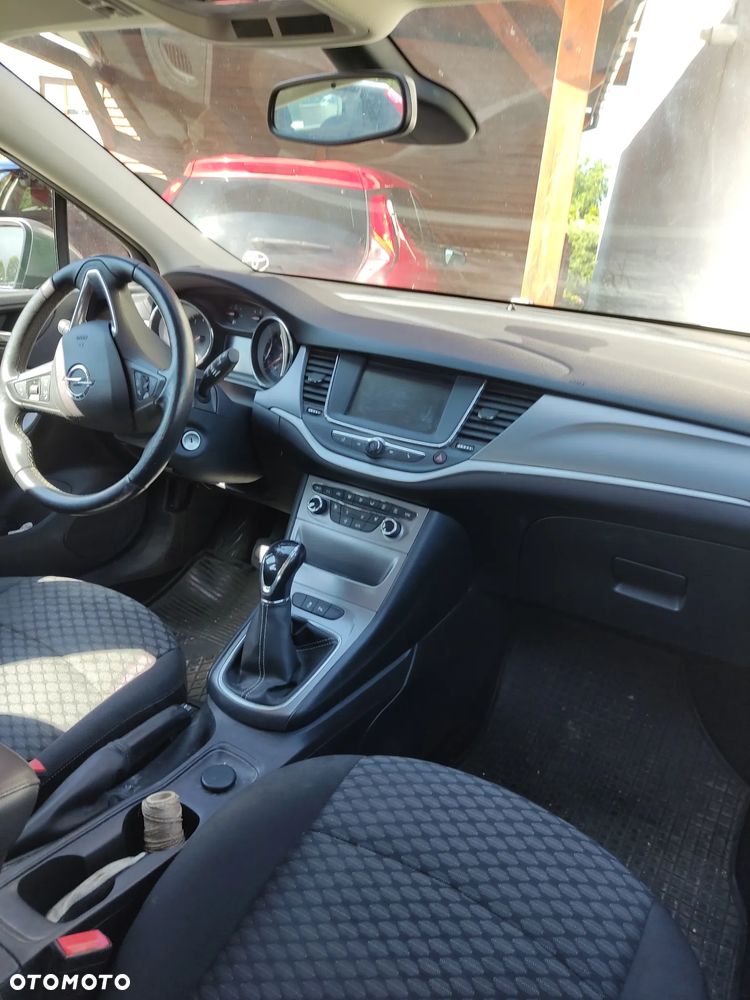 Opel Astra 1.4 T Enjoy - 14