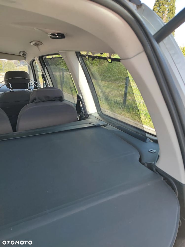 Ford Galaxy 2.0 TDCi Titanium - 14