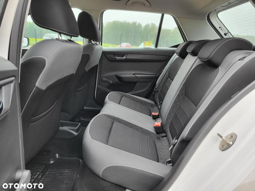 Skoda Fabia 1.0 Ambition - 13