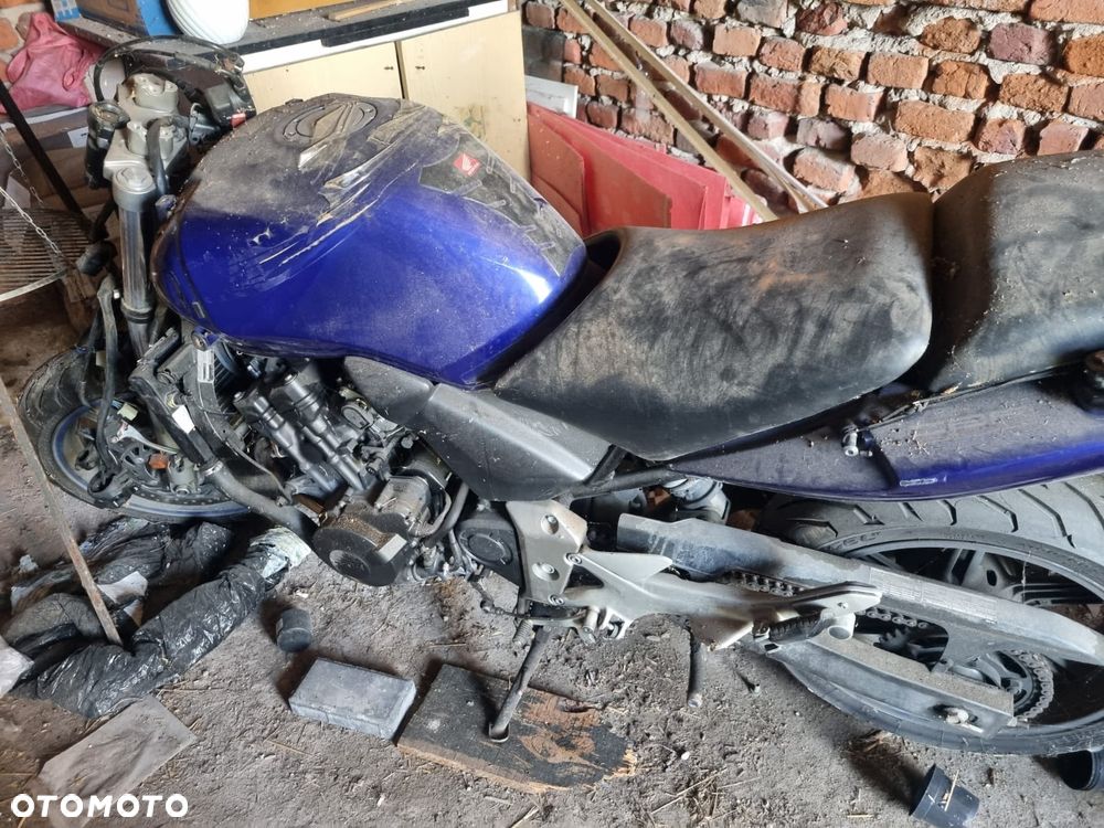 Honda CBF - 2
