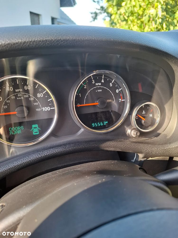 Jeep Wrangler - 14