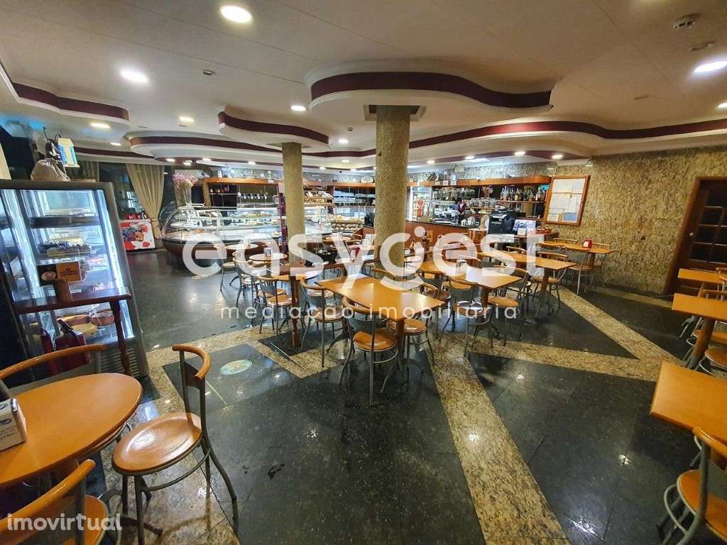 Pastelaria / Padaria conceituada localizada em Sta. Comba Dão - Grande imagem: 2/39