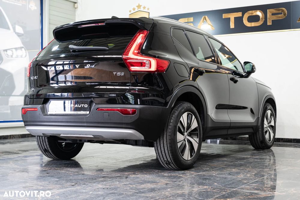Volvo XC 40 T5 Twin Engine DKG Momentum Pro - 33