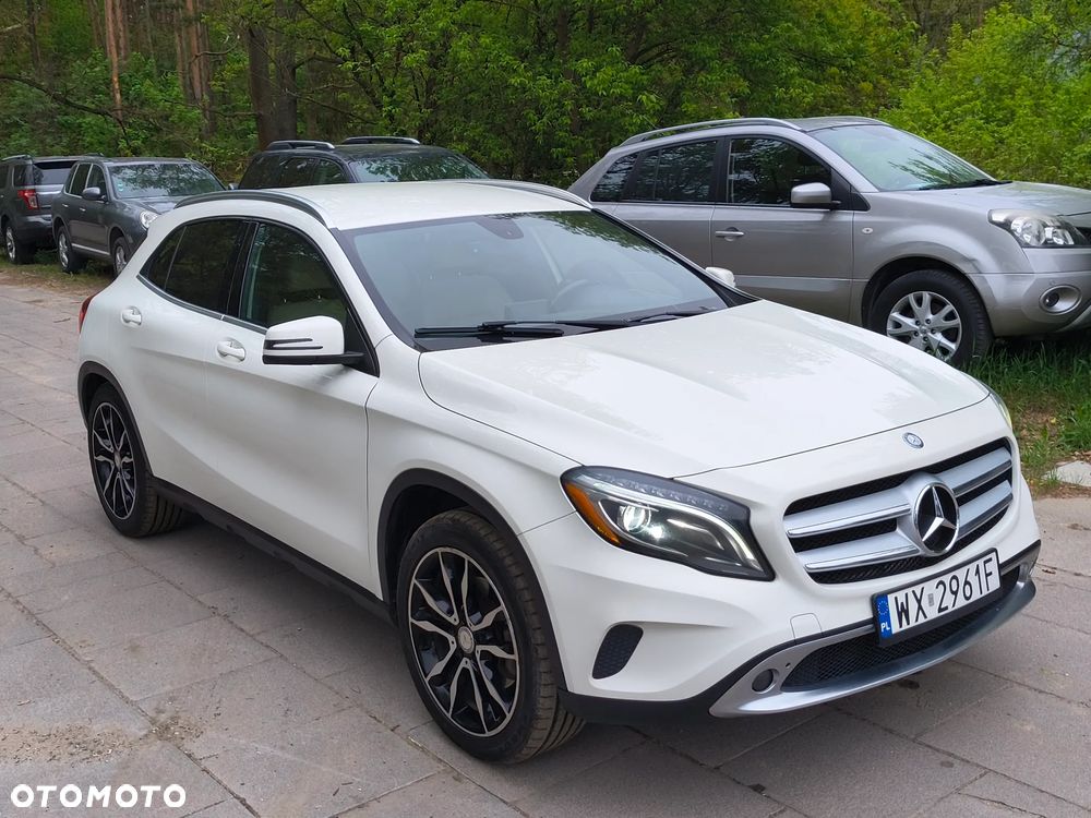Mercedes-Benz GLA 250 4Matic 7G-DCT Activity Edition - 23