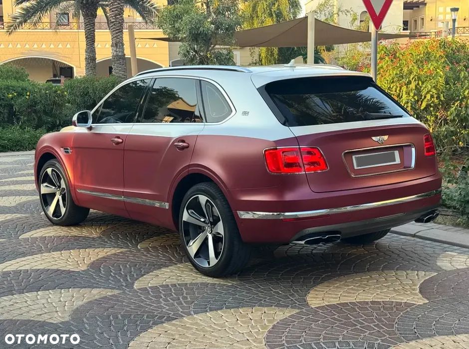 Bentley Bentayga V8 - 3