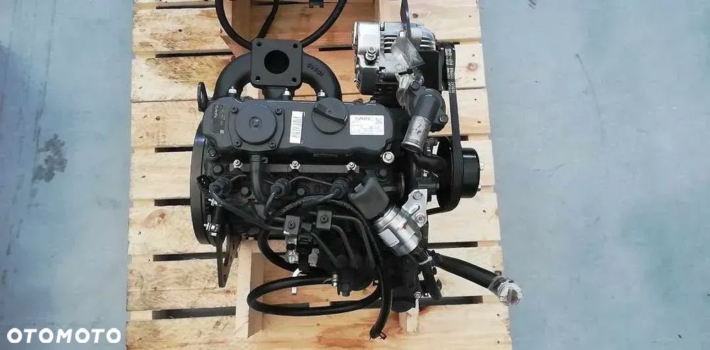 SILNIK KUBOTA D722-E4 19 kW 12500 zł netto - 6