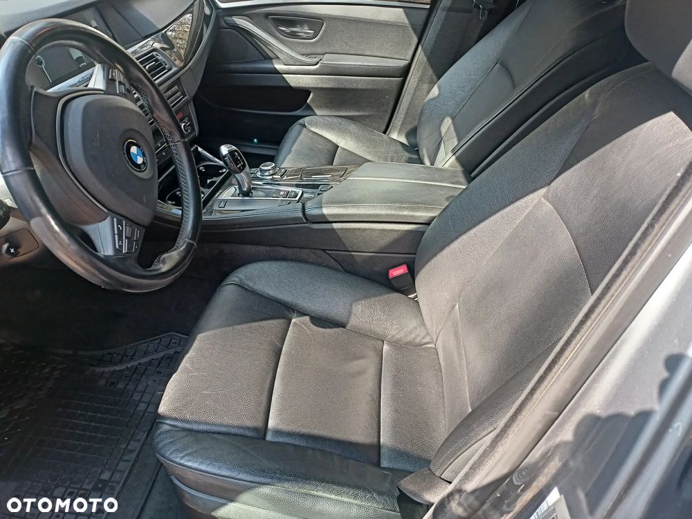 BMW Seria 5 520d Touring - 7