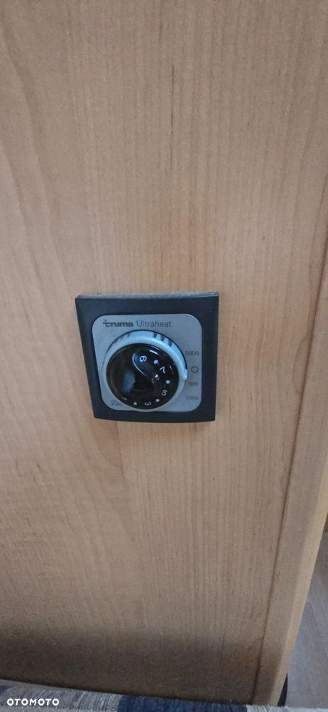 Hobby 400 SF DE LUXE - 13