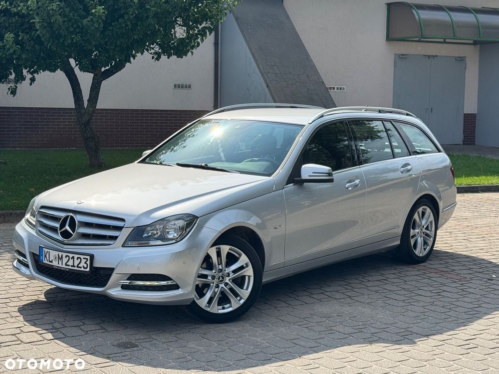 Mercedes-Benz Klasa C 180 CGI BlueEff Avantgarde - 6