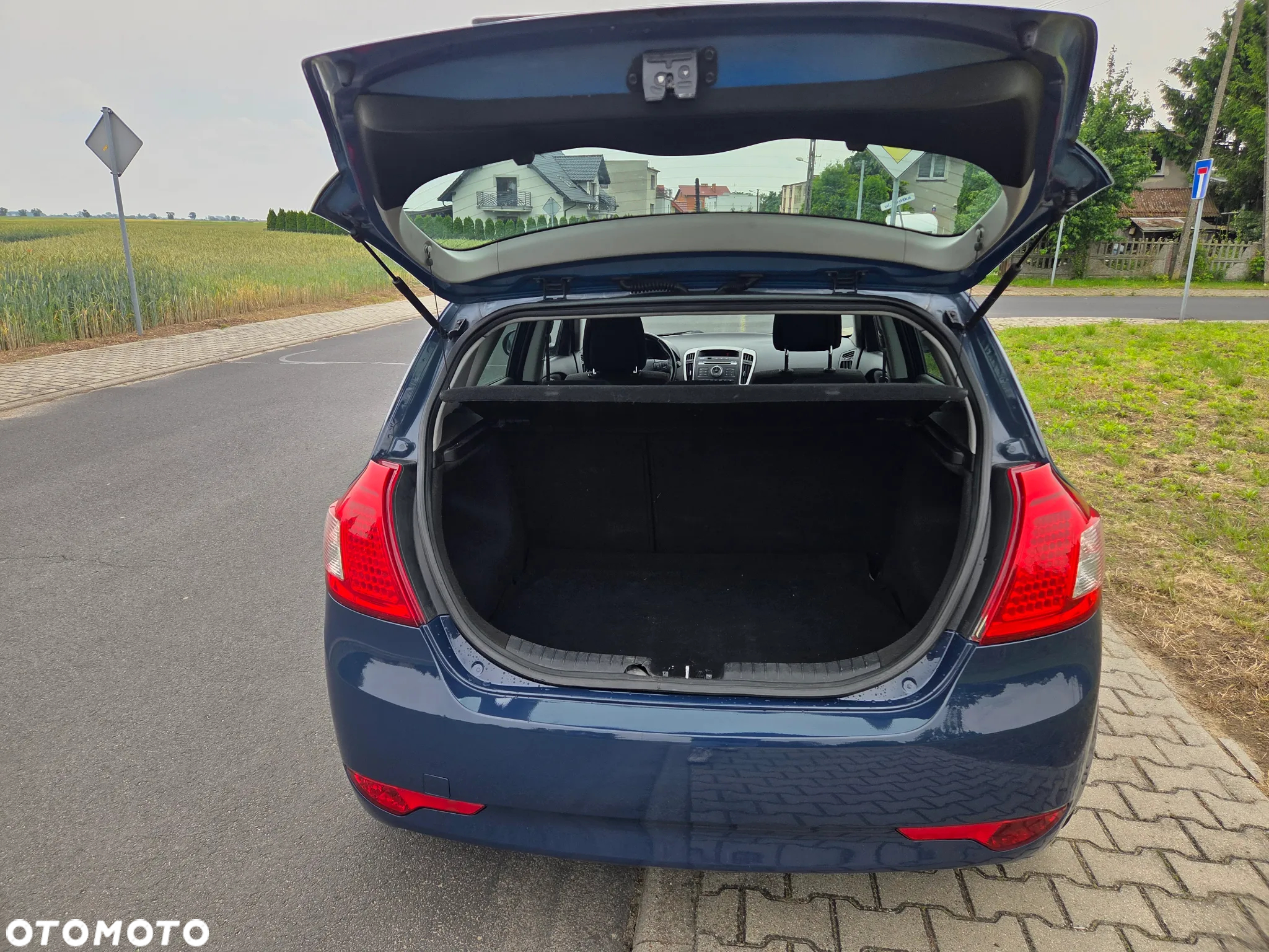 Kia Ceed Cee'd 1.4 Comfort + - 5