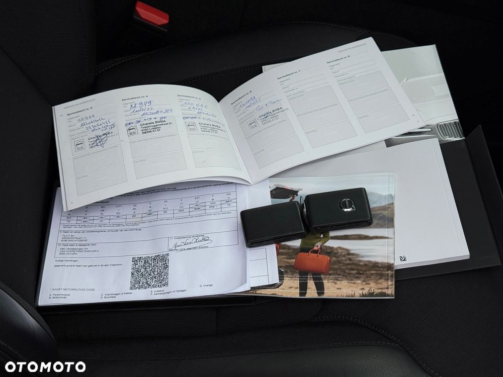 Volvo V60 D3 Drive-E Momentum - 39