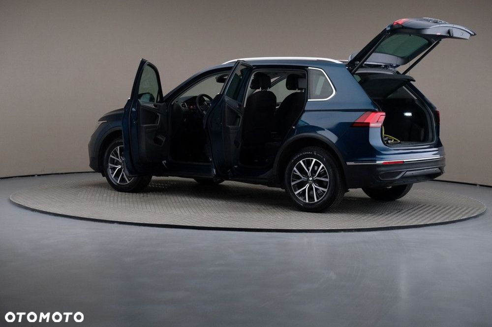 Volkswagen Tiguan - 7