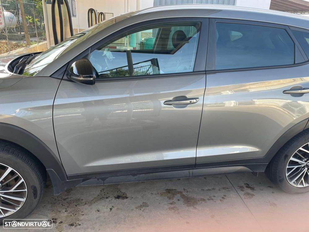 Hyundai Tucson - 4
