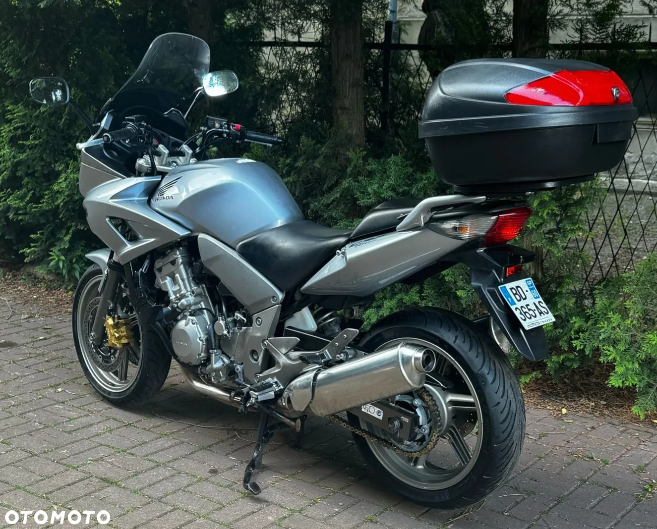 Honda CBF - 9